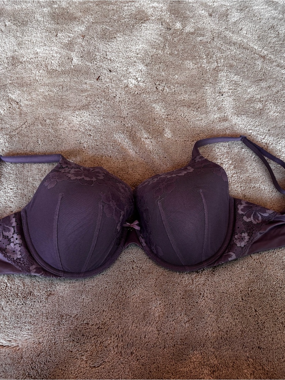Victoria's Secret Body by Victoria Bra, 36DD